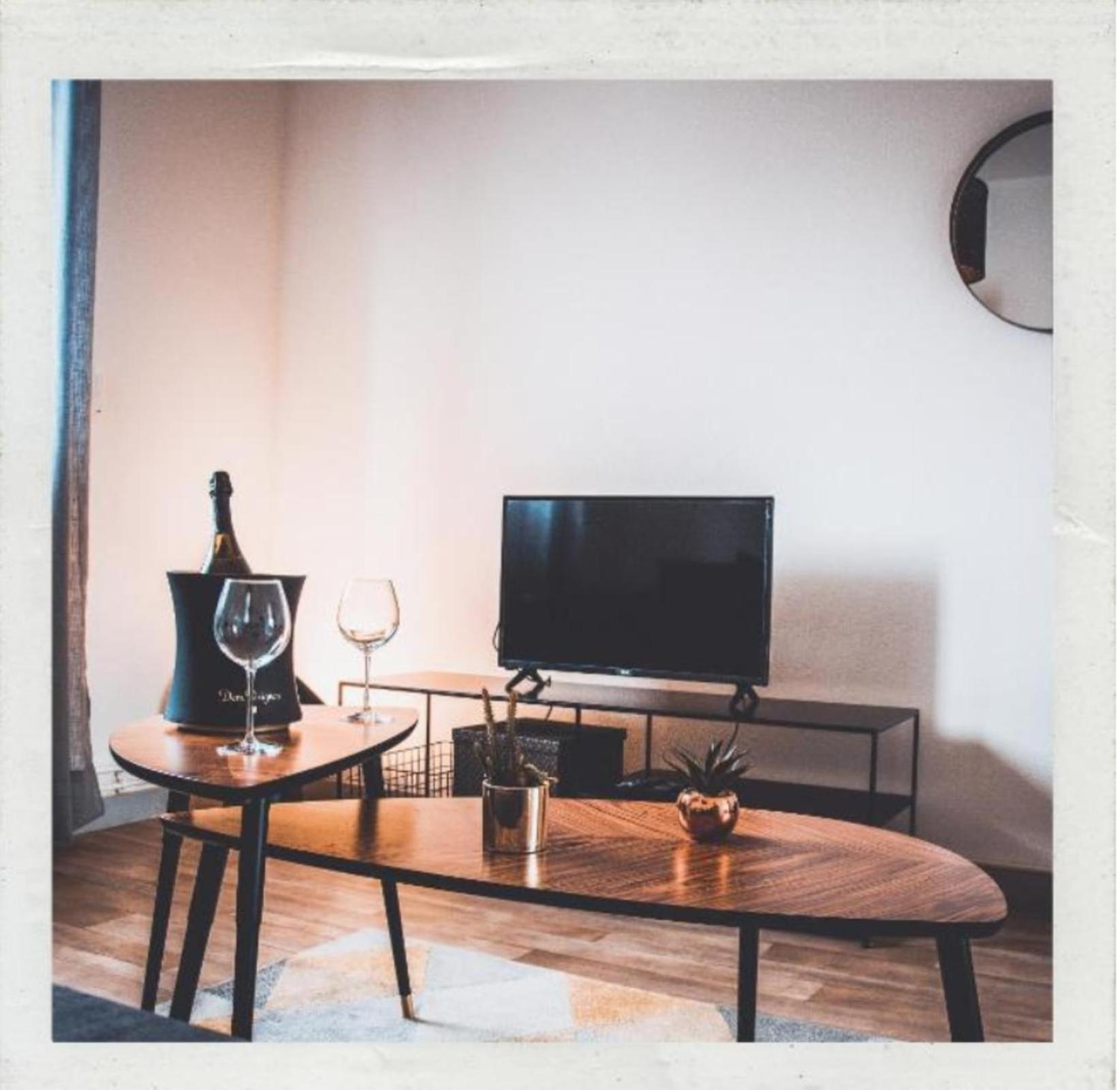 Le Lotus - Avec Place De Parking Annecy Ngoại thất bức ảnh